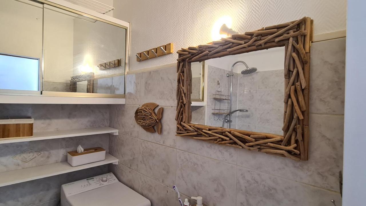 Ti Caz Kreol - Juan Plages Les Pieds Dans L'Eau Apartment Exterior photo
